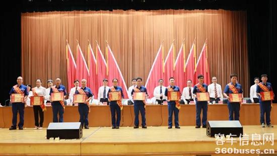 1619572103786408.jpg a4.jpg