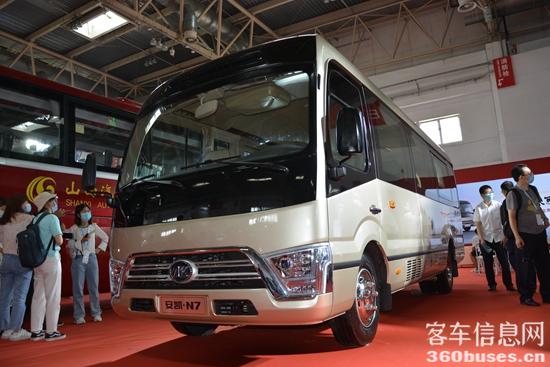 1625665730275902.jpg 寶斯通N7客車.JPG