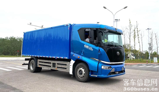 1626852872841759.png 比亞迪聯(lián)合華為、希迪智駕打造的自動駕駛貨車駛?cè)朐圏c園區(qū).png