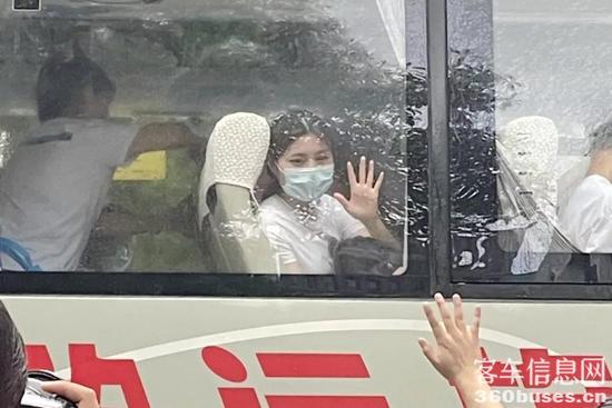 1629767495899970.jpg b4.jpg