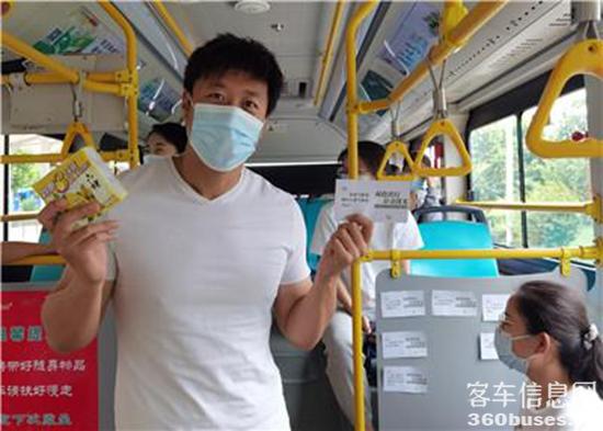 1631067145684518.jpg e2.jpg