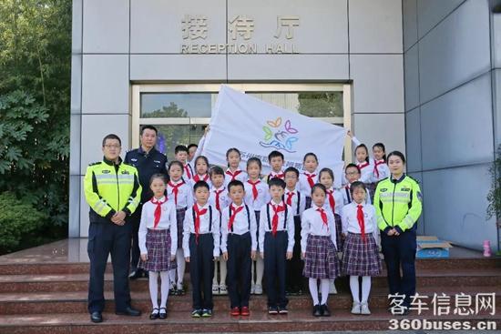 1635387844426218.jpg 2.jpg