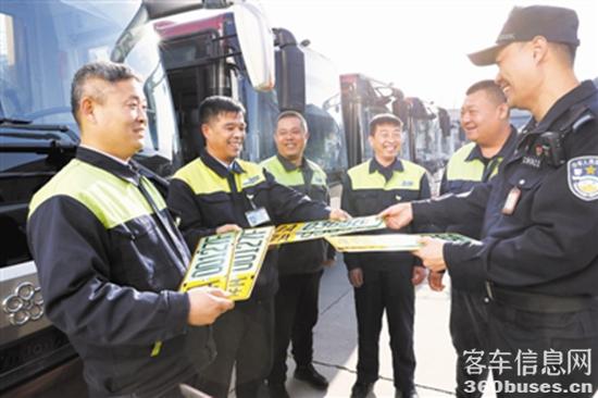 1638150309879090.jpg 1128106437_16379787513051n.jpg