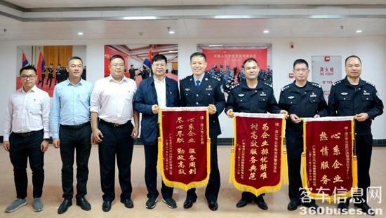 1640311430127222.jpg 2681-686f85fc82ba1d1eea696d11d29e4c98.jpg