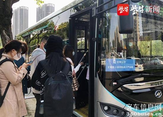 1652764088504384.jpg 2.jpg