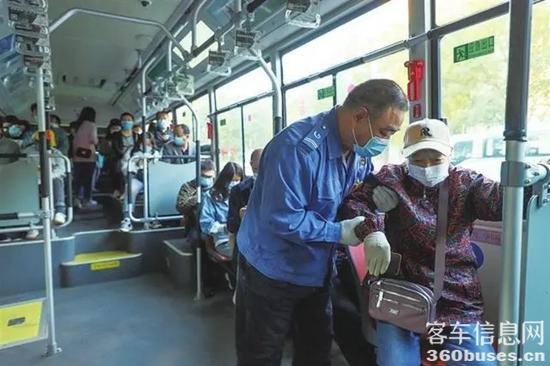 1664502678547321.jpg 1e30e924b899a9012f94dd161d580d700308f541.webp.jpg