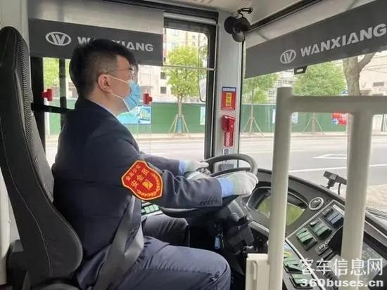 1665994822355423.jpg 2.webp.jpg