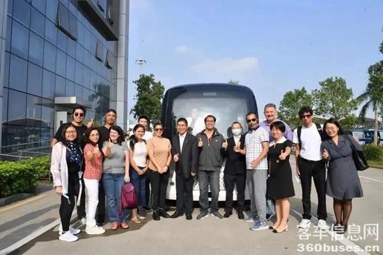 1668738999387880.jpg 18.jpg