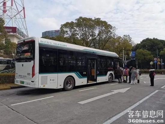 1676515310386319.jpg 2.webp.jpg