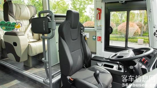 1683780067320319.jpg 11.jpg