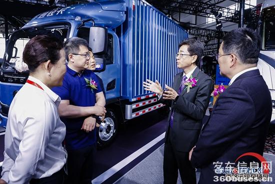 1684303910385987.jpg S7A3028.jpg