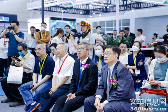 1684402127863981.png 2.png