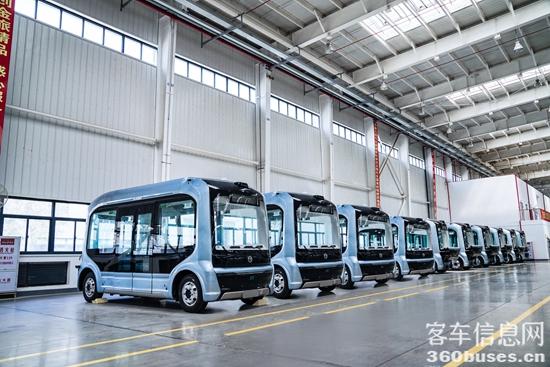 1693446036292675.jpg 馳睿批量下線.jpg