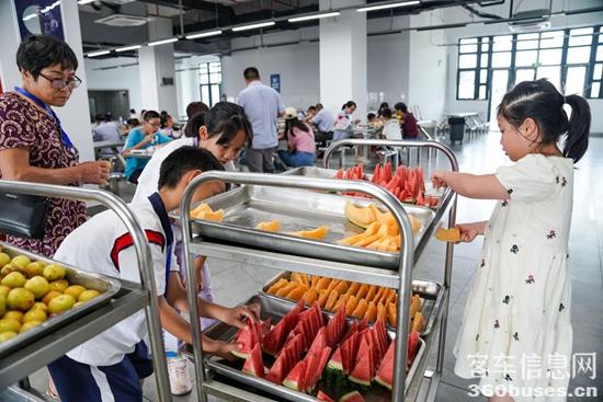 1693876208859928.jpg 8.jpg