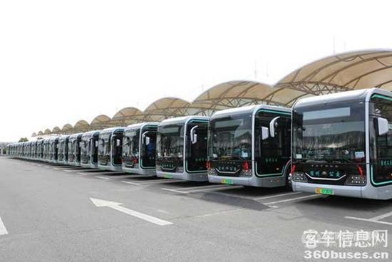 1693968746477042.jpg 28775_712a9d5a-eaa5-45a0-b1e9-d6155aa29880_batchwm.jpg