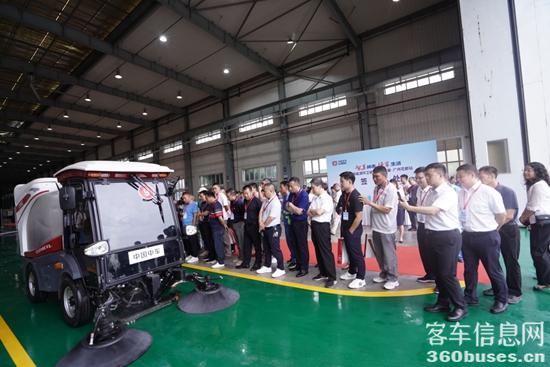 1695001708888457.jpg 9.jpg