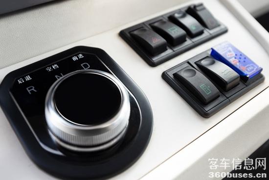 1701659581235042.jpg 8.jpg