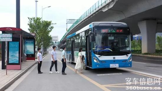 1701739970125452.jpg 3.jpg