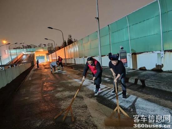 1702879085958961.jpg 1.jpg