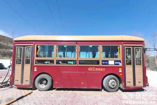 1711598437229056.jpg 4.jpg