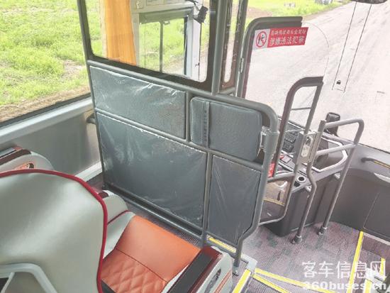 1713237375774177.jpg 4.jpg