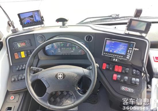 1716959228343634.jpg 4.jpg