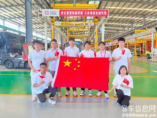 1728359696343698.jpg 14.jpg