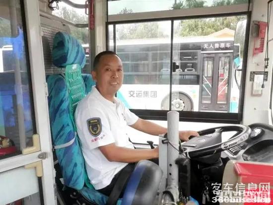 1728611514975633.jpg 4.webp.jpg