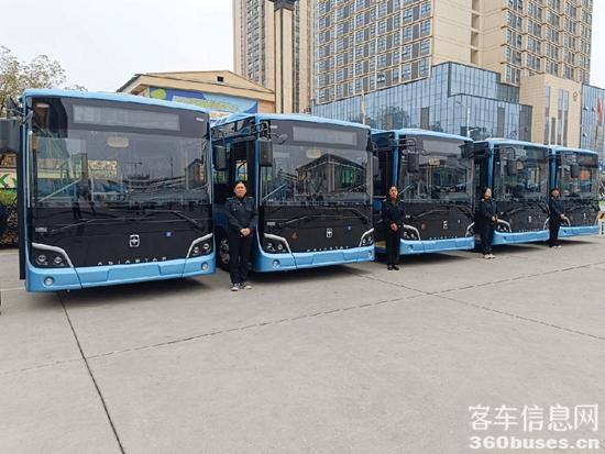 1729044469884176.jpg 2.jpg