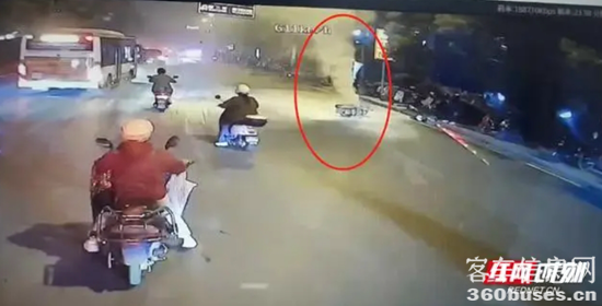 1730772927280851.png 1.png