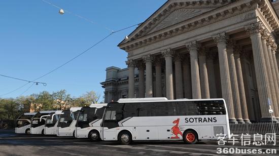 1736991398420377.jpg 金旅客車在俄羅斯.jpg