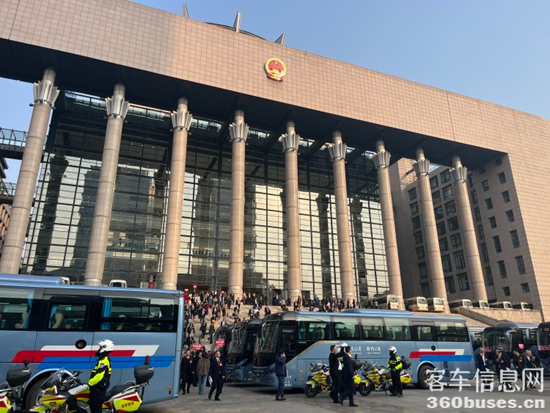 1737513667409703.png 4.png