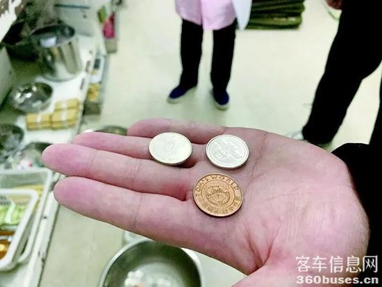 1739498702790256.jpg 2.jpg