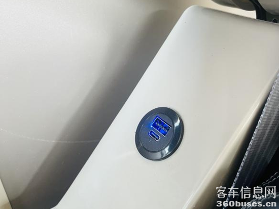 1740479464189485.png 10.png