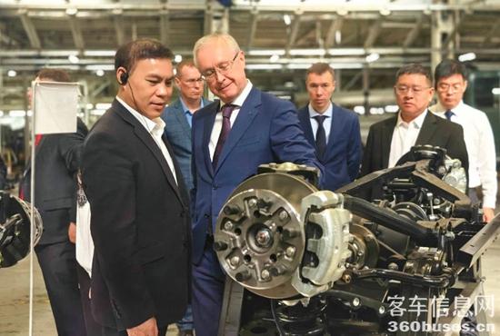 1745720555764702.jpg 4.jpg