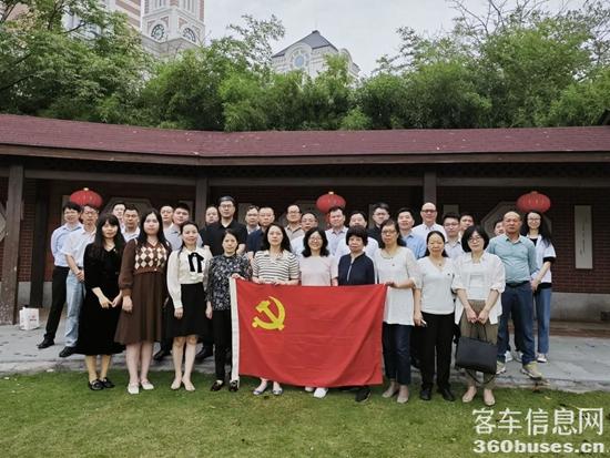 1745720933652599.jpg 4.jpg