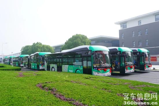 1749914882713939.jpg 02.webp.jpg