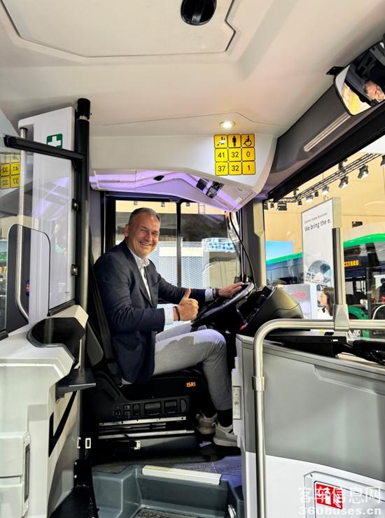 1750642164760560.jpg 7.jpg