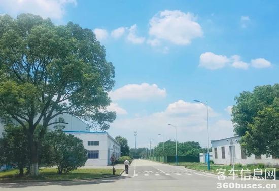 1753672237528798.jpg 7.jpg