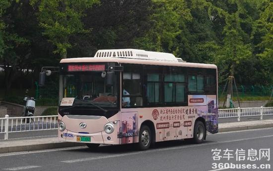 1756358716777410.jpg 2.jpg