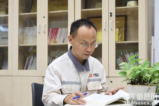 1757581461776871.jpg 2.jpg