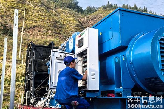 1760150648877709.jpg 2.jpg