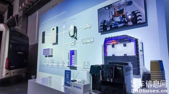 1760155994170985.jpg 6.jpg