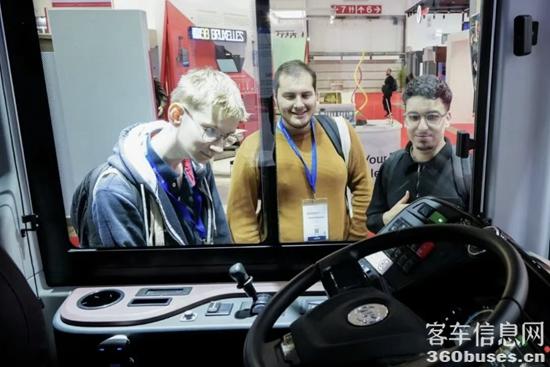 1760162712504226.jpg 10.jpg