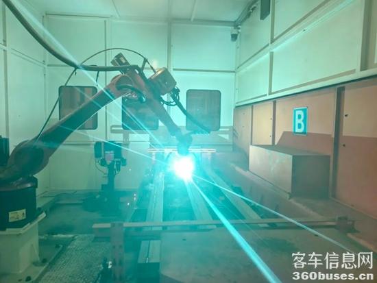 1763437182500122.jpg 2.jpg