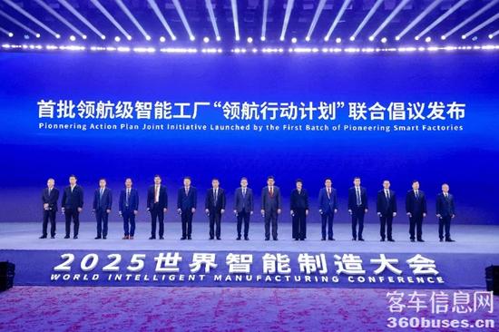 1764296746316749.jpg 3.jpg