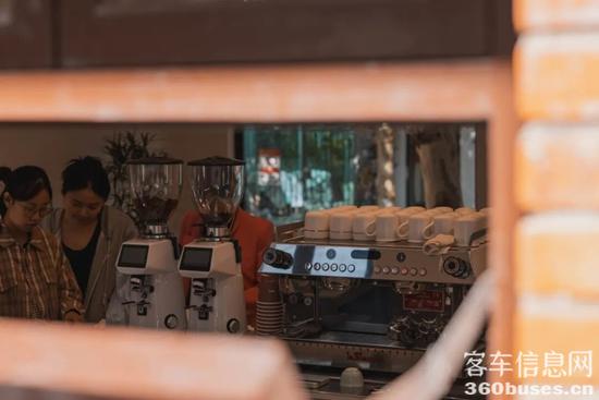 1764645907214399.jpg 7.jpg