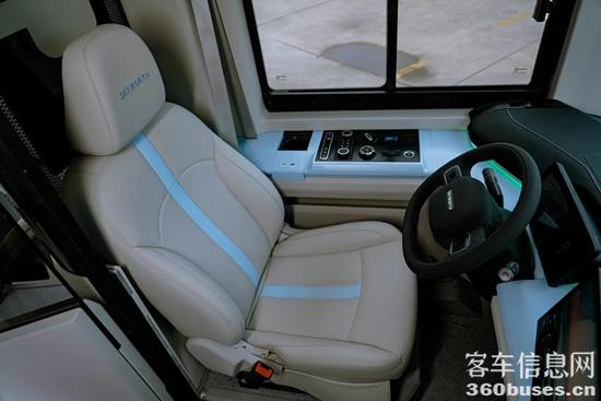 1765776472159376.jpg 4.jpg