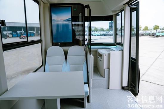 1765776481645839.jpg 5.jpg